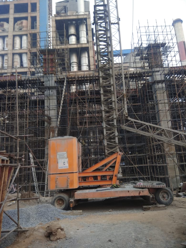 MOBILE TOWER CRANES
